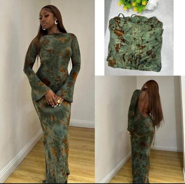 Robe longue imprimée vert et marron, manches évasées et dos ouvert [M5A3]