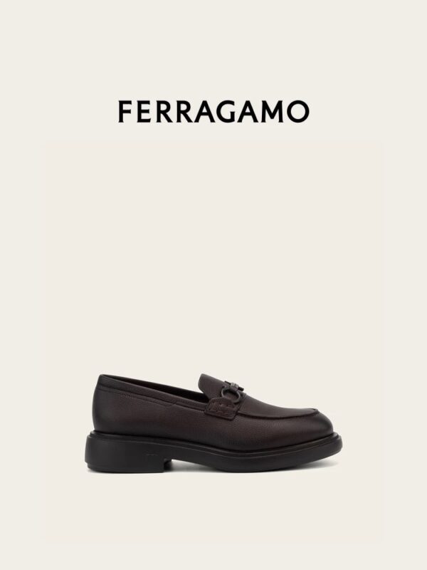 Élégance Intemporelle : Les Mocassins Ferragamo “Arden” [M8A2]