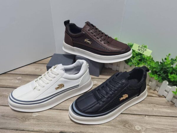 Baskets Homme Lacoste – Élégance sportive et confort au quotidien [M13A5]