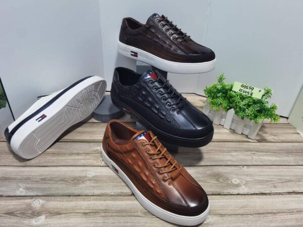 Chaussures basses casual pour homme Tommy Hilfiger [M13A4]