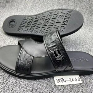 Sandales Versace Jeans Couture en cuir noir – Élégance urbaine et luxe moderne [M13B2]