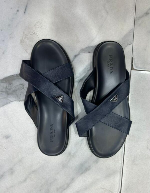 Sandales Prada Homme en cuir Saffiano – Élégance moderne et confort premium [M13B1]