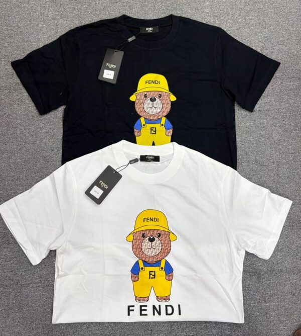 T-shirt Fendi Homme – Imprimé Teddy Bear Stylé et Authentique [M21A7]