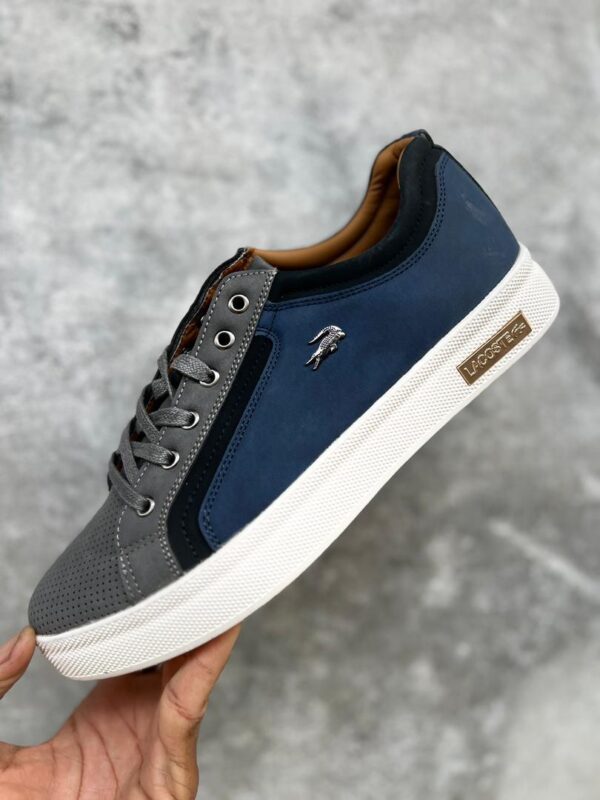 Baskets Lacoste Homme – Style Casual Chic en Gris & Bleu [M21A3]