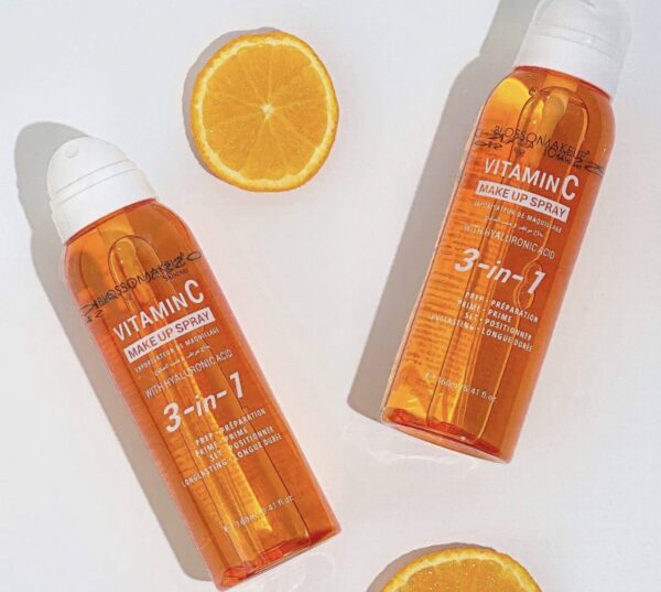 Spray Fixateur de Maquillage 3-en-1 à la Vitamine C – Blossom Makeup [H5A3]