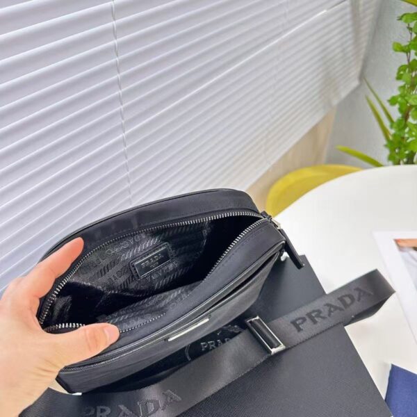 Sac Épaule Prada Re-Nylon – Luxe Durable & Style Iconique [M8A1]