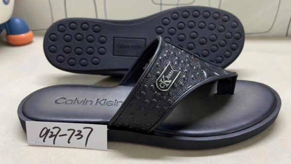 Sandales Homme Calvin Klein – Cuir Noir à Bride en V Monogrammée  [M13C6]