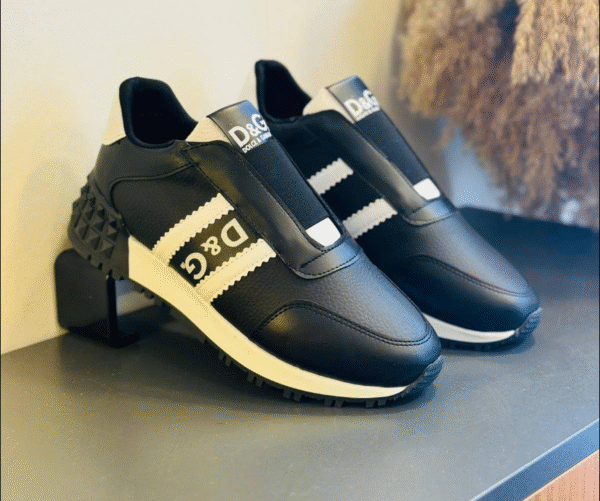 Sneakers Dolce & Gabbana – Édition "Logo Tape" Noir & Blanc [M21D2]