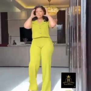 Ensemble "Lime Zest" Duo – Top Boutonné & Pantalon Large [M22C1]